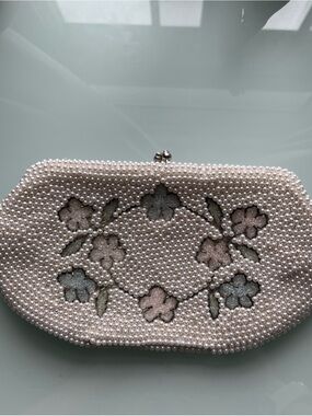 Pearl Beaded Floral Clutch Bag - White